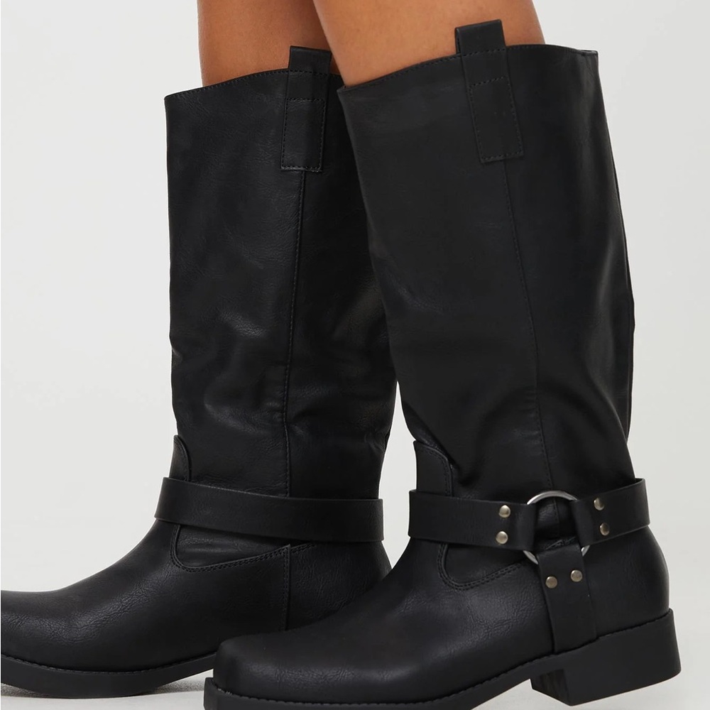 Princess Polly Black Wrecked Western Boots - Picture 2 of 5